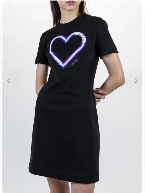 CARVEN Short Sleeve Heart Dress Size Medium EUC - Picture 4 of 15